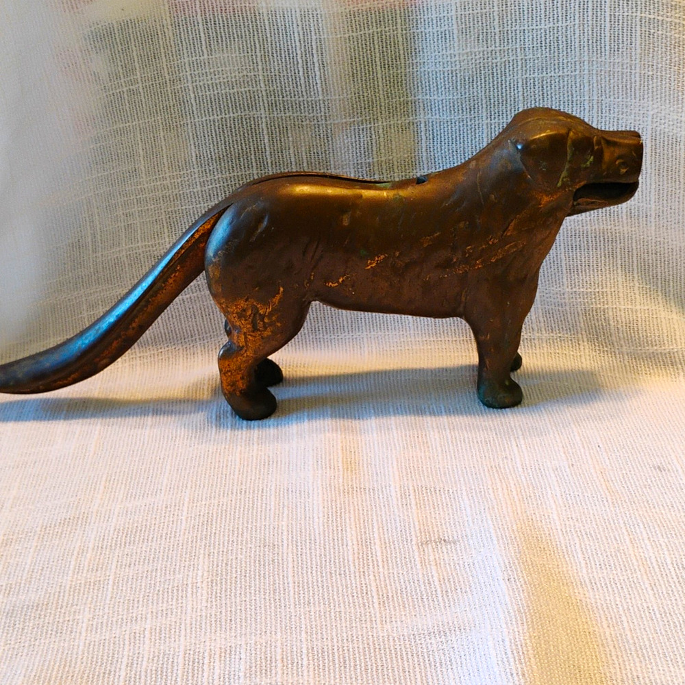 Vintage/Retro Metal Dog Nutcracker Manual Lever, Brown, 1 Pack